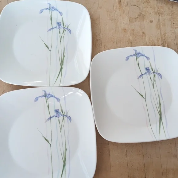 3 Corelle Shadow Iris Square Dinner Plates Corning Purple Flowers 10.5" Plates - Picture 1 of 5